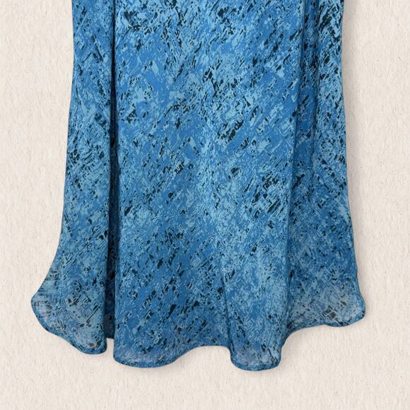 Cabi‎ Blue Abstract Print Slip Cami Tank Top Women’s XS Y2K Minimalist Layering - Picture 5 of 9